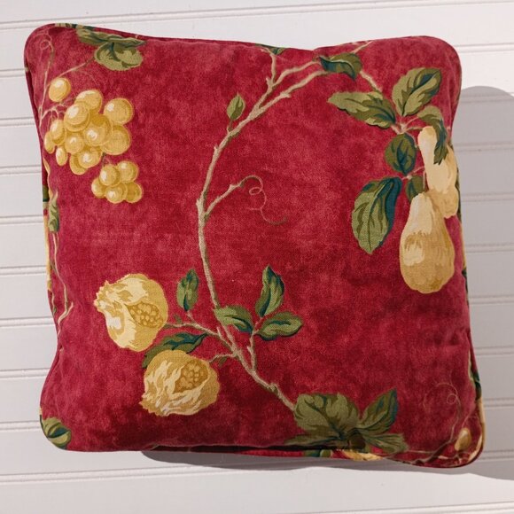 WAVERLY Throw Pillows Mistral Red Yellow Fruit Grapes Pillow Pair Vintage 17 in - Picture 6 of 8